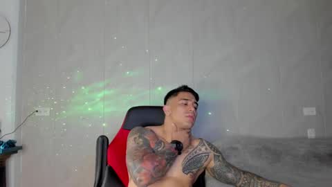 Snapshot of igor_scott chatting on December 2024 10:30:01 PM Igor scott online show from December 2024 10:30:01 PM