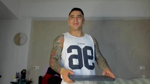 Snapshot of igor_scott chatting on January 2025 03:09:02 AM Igor scott online show from January 2025 03:09:02 AM