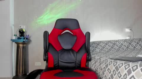 Snapshot of igor_scott chatting on February 2025 03:53:01 AM Igor scott online show from February 2025 03:53:01 AM