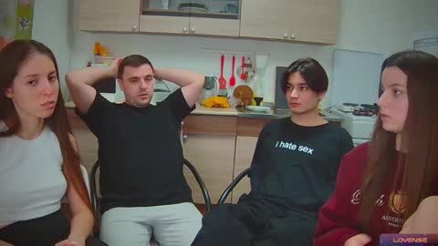 Julia and Mira online show from January 2025 06:31:01 PM