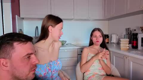 Julia and Mira online show from October 2025 11:07:02 AM