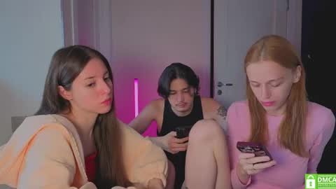Julia and Mira online show from May 2026 07:16:02 AM