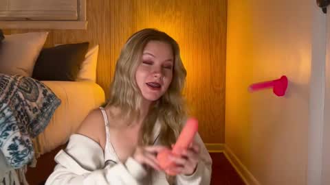 cassie online show from December 2024 05:28:02 AM