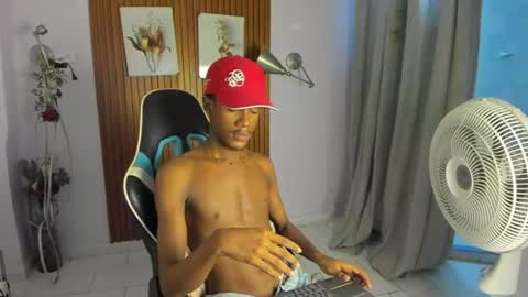 ikaro_blue online show from July 2026 11:21:02 PM
