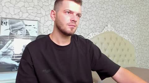 IkerGale online show from October 2025 11:36:01 AM