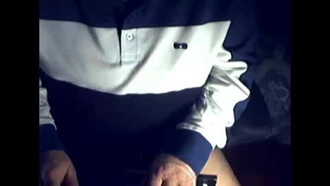 Snapshot of ikissuuuu chatting on December 2025 04:16:01 PM ikissuuuu online show from December 2025 04:16:01 PM