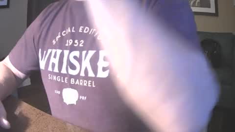 Snapshot of il_undercover chatting on February 2025 11:54:01 AM il_undercover online show from February 2025 11:54:01 AM