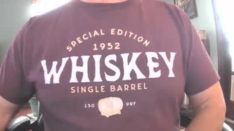 Snapshot of il_undercover chatting on February 2025 08:26:01 PM il_undercover online show from February 2025 08:26:01 PM