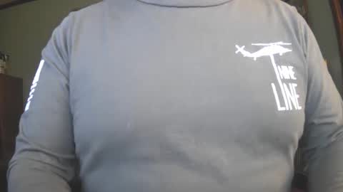 Snapshot of il_undercover chatting on February 2025 12:06:02 PM il_undercover online show from February 2025 12:06:02 PM