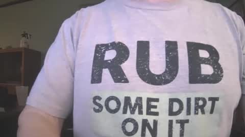 Snapshot of il_undercover chatting on February 2025 11:19:02 AM il_undercover online show from February 2025 11:19:02 AM