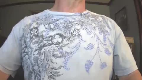 Snapshot of il_undercover chatting on March 2025 09:44:01 AM il_undercover online show from March 2025 09:44:01 AM