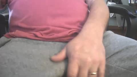 Snapshot of il_undercover chatting on March 2025 12:48:02 PM il_undercover online show from March 2025 12:48:02 PM