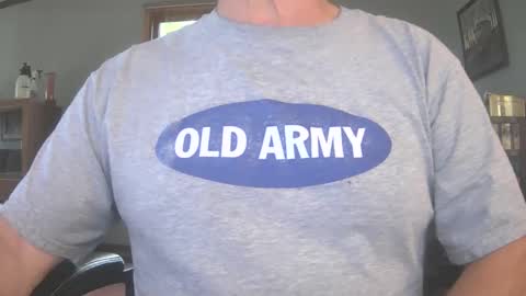 Snapshot of il_undercover chatting on September 2025 02:22:01 PM il_undercover online show from September 2025 02:22:01 PM