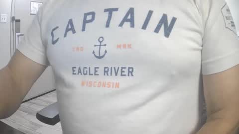 Snapshot of il_undercover chatting on October 2025 11:43:01 AM il_undercover online show from October 2025 11:43:01 AM