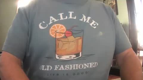 Snapshot of il_undercover chatting on November 2025 03:22:01 PM il_undercover online show from November 2025 03:22:01 PM