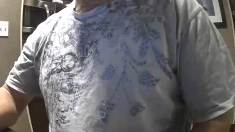 Snapshot of il_undercover chatting on December 2025 12:01:02 PM il_undercover online show from December 2025 12:01:02 PM