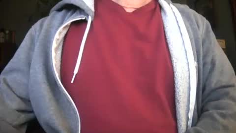 Snapshot of il_undercover chatting on December 2025 12:02:02 PM il_undercover online show from December 2025 12:02:02 PM