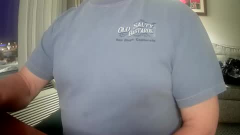 Snapshot of il_undercover chatting on February 2026 12:10:02 PM il_undercover online show from February 2026 12:10:02 PM