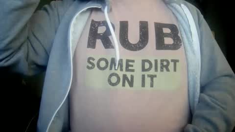 Snapshot of il_undercover chatting on February 2026 11:39:01 AM il_undercover online show from February 2026 11:39:01 AM