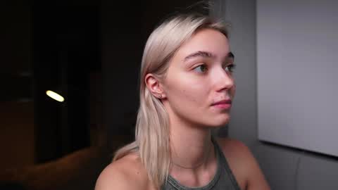 ileanacampbel online show from December 2024 07:17:02 AM