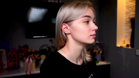 ileanacampbel online show from February 2025 04:06:01 AM