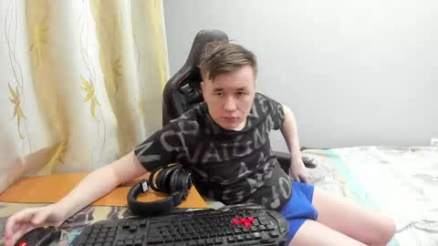 iliaskris online show from April 2026 09:41:02 PM