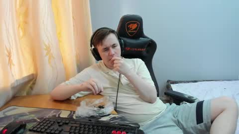 iliaskris online show from May 2026 02:45:01 PM