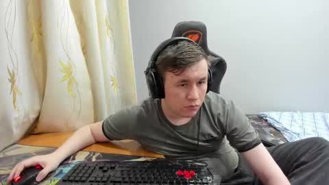 iliaskris online show from May 2026 10:14:02 PM