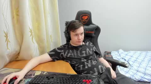 iliaskris online show from May 2026 07:00:02 PM