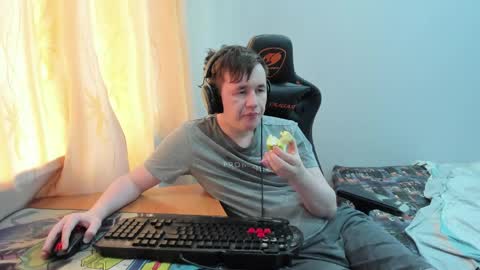 iliaskris online show from June 2026 12:22:02 PM