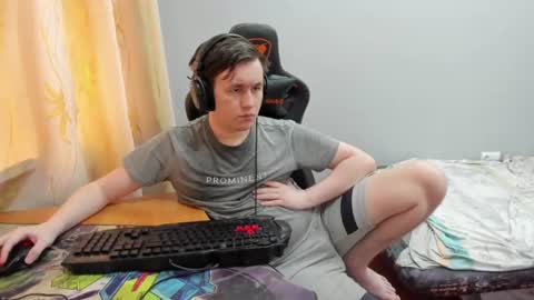 iliaskris online show from June 2026 01:45:02 PM