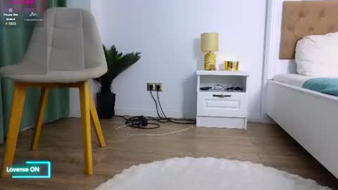 Emma online show from June 2026 06:43:02 PM
