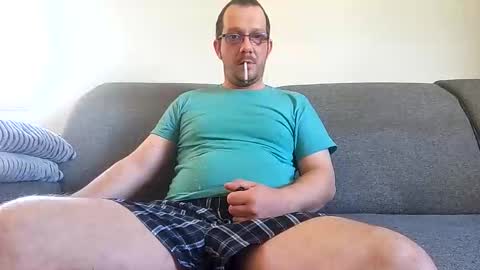 Snapshot of iliketofuckyou33 chatting on April 2026 12:28:01 PM iliketofuckyou33 online show from April 2026 12:28:01 PM