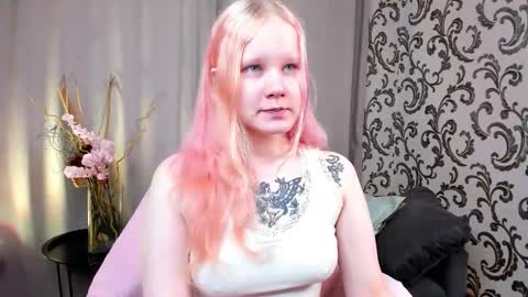 Annie online show from September 2025 03:30:02 AM