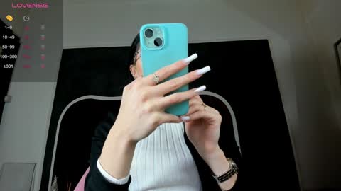 Snapshot of illegal_lorry chatting on December 2024 05:01:01 AM illegal_lorry online show from December 2024 05:01:01 AM