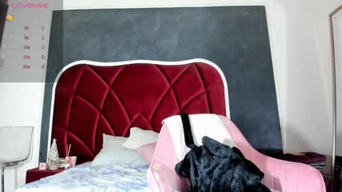 Snapshot of illegal_lorry chatting on December 2024 05:55:02 AM illegal_lorry online show from December 2024 05:55:02 AM