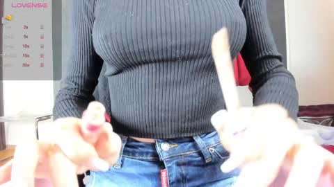 Snapshot of illegal_lorry chatting on January 2025 04:38:02 AM illegal_lorry online show from January 2025 04:38:02 AM