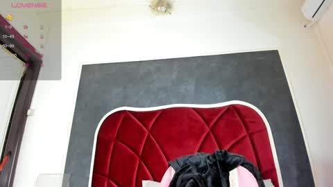 Snapshot of illegal_lorry chatting on January 2025 05:15:02 AM illegal_lorry online show from January 2025 05:15:02 AM