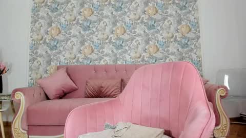 Snapshot of illegal_lorry chatting on February 2025 04:32:02 AM illegal_lorry online show from February 2025 04:32:02 AM