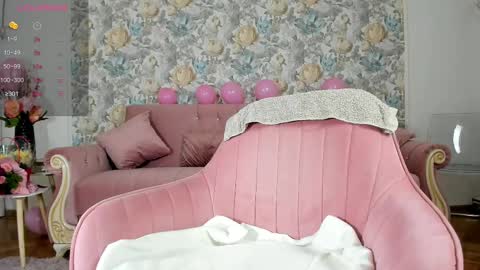 Snapshot of illegal_lorry chatting on March 2025 06:24:02 AM illegal_lorry online show from March 2025 06:24:02 AM