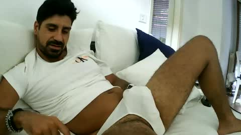 ilmangj90 online show from July 2026 07:33:02 AM