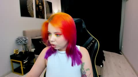 Roxy online show from May 2026 06:16:01 PM