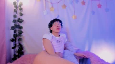 Alejo independent model   online show from December 2025 02:06:02 AM