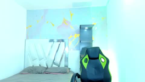 im_brittany_333 online show from February 2026 05:47:01 AM