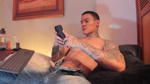 Snapshot of im_dominike chatting on February 2025 11:15:01 PM im_dominike online show from February 2025 11:15:01 PM