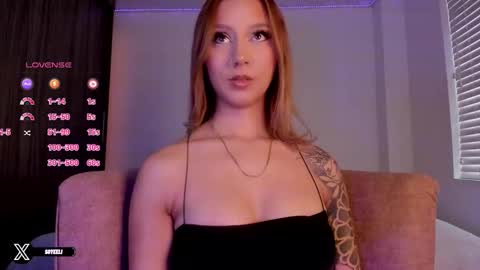 Snapshot of im_eli1 chatting on November 2025 07:46:02 PM Eli online show from November 2025 07:46:02 PM