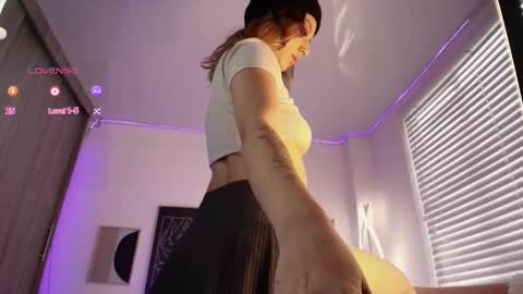 Snapshot of im_eli1 chatting on December 2025 08:39:01 PM Eli online show from December 2025 08:39:01 PM