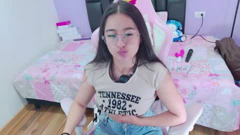 Eliza online show from April 2026 01:41:02 PM