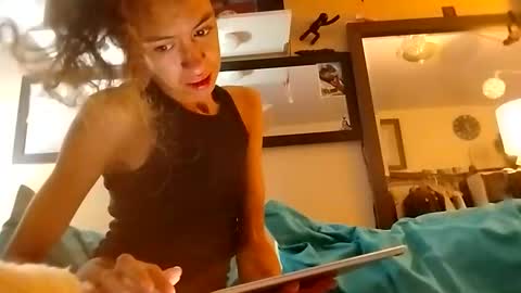 Ellliiana  online show from October 2025 04:18:01 PM