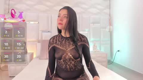 helem  online show from October 2025 01:31:02 PM